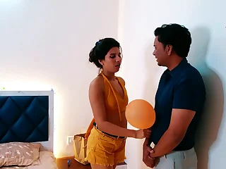A horny sexy lady fucked unconnected with a delivery boy on her birthday